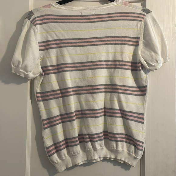 Size M Burberry Short-Sleeved Sweater - Picture 2 of 2